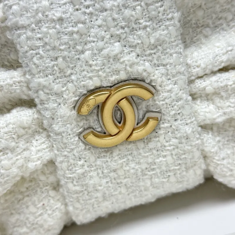 Alternative view of Chanel Top Handle Bags-46