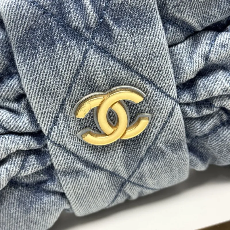 Alternative view of Chanel Top Handle Bags-47