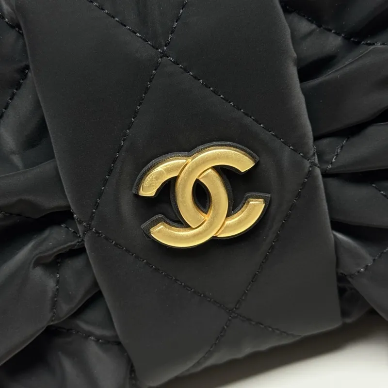 Alternative view of Chanel Top Handle Bags-48