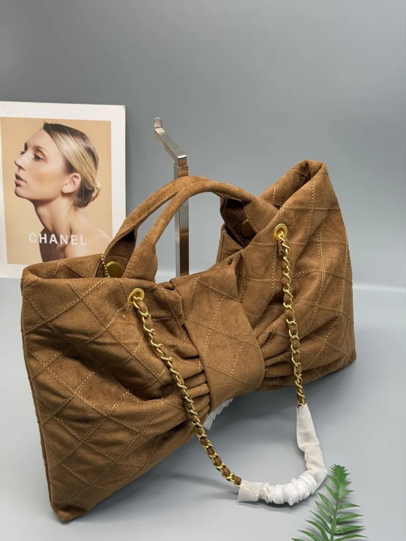 Alternative view of Chanel Top Handle Bags-59