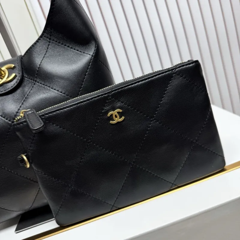 Alternative view of Chanel Top Handle Bags-78