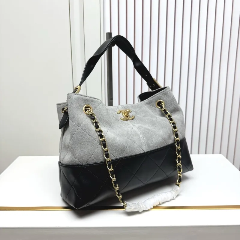 Alternative view of Chanel Top Handle Bags-85