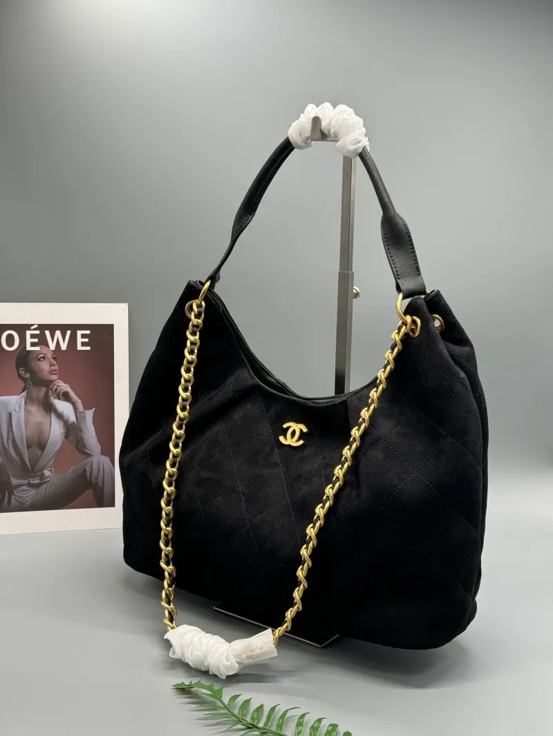 Alternative view of Chanel Top Handle Bags-88