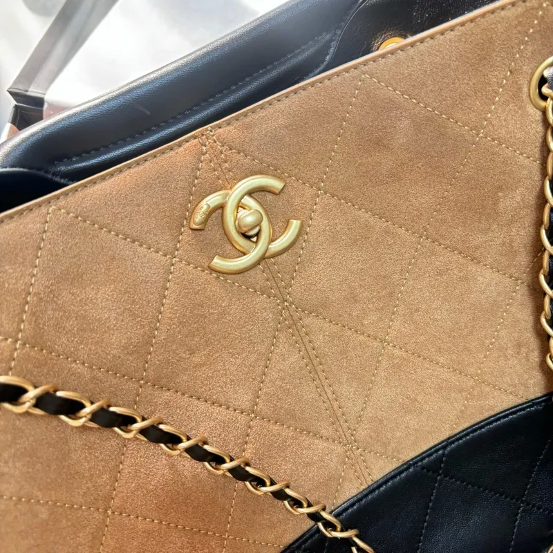 Alternative view of Chanel Top Handle Bags-94