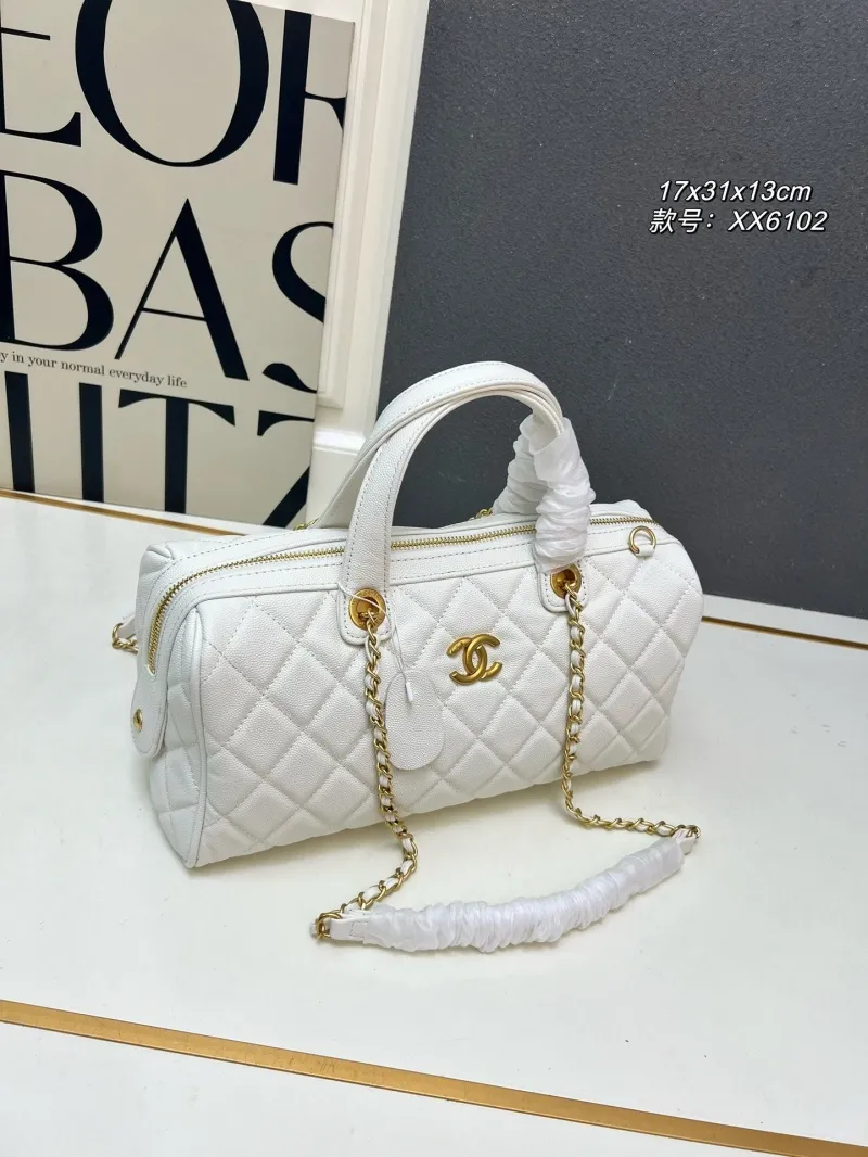 Alternative view of Chanel Top Handle Bags-110