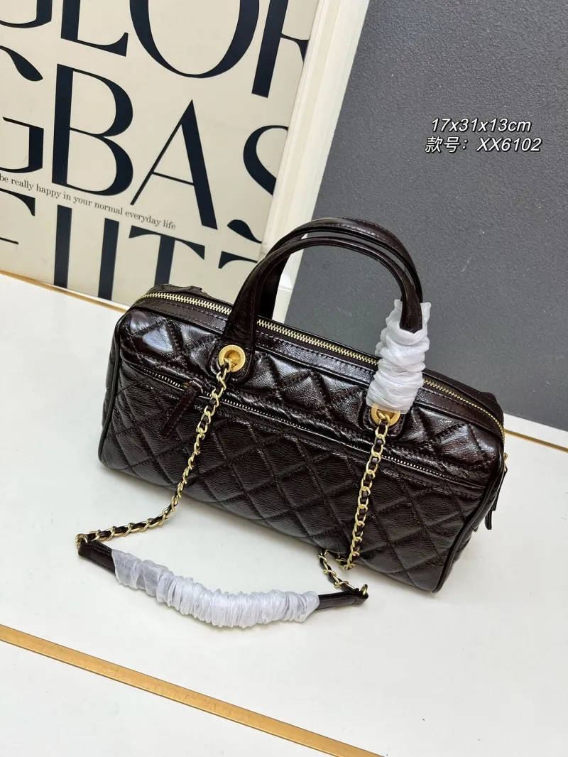 Alternative view of Chanel Top Handle Bags-112