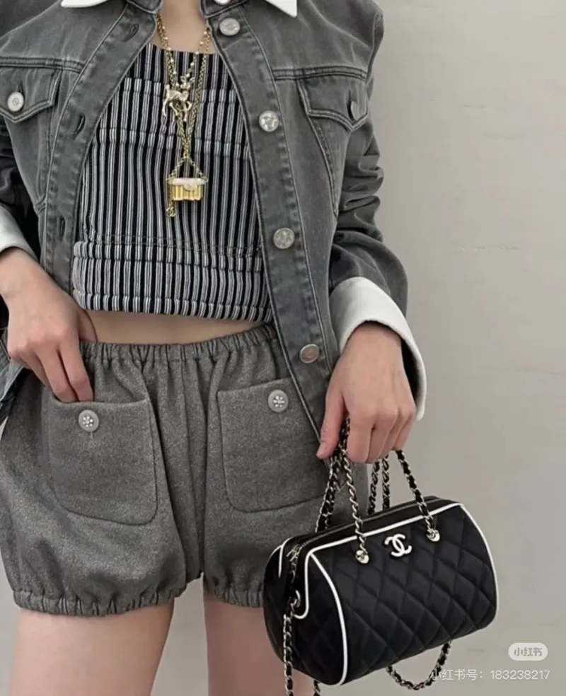 Chanel Top Handle Bags-215 - Image 6