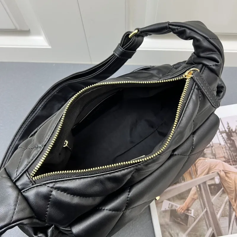 Alternative view of Chanel Top Handle Bags-232