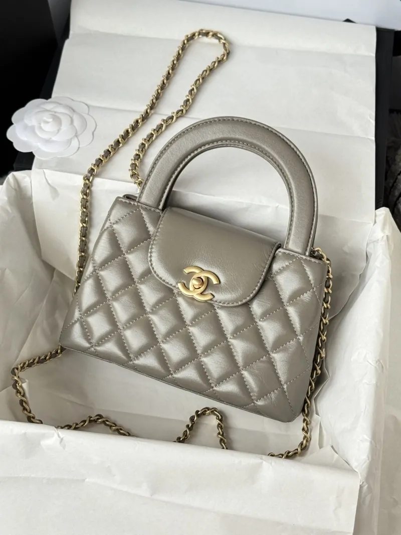 Alternative view of Chanel Top Handle Bags-246