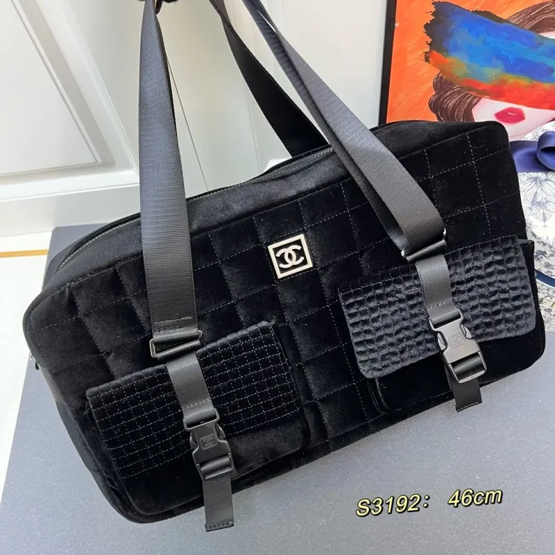 Alternative view of Chanel Top Handle Bags-289