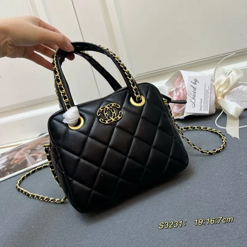 Alternative view of Chanel Top Handle Bags-334