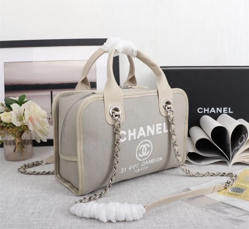 Alternative view of Chanel Top Handle Bags-374