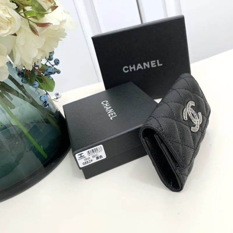 Alternative view of Chanel Wallets-7