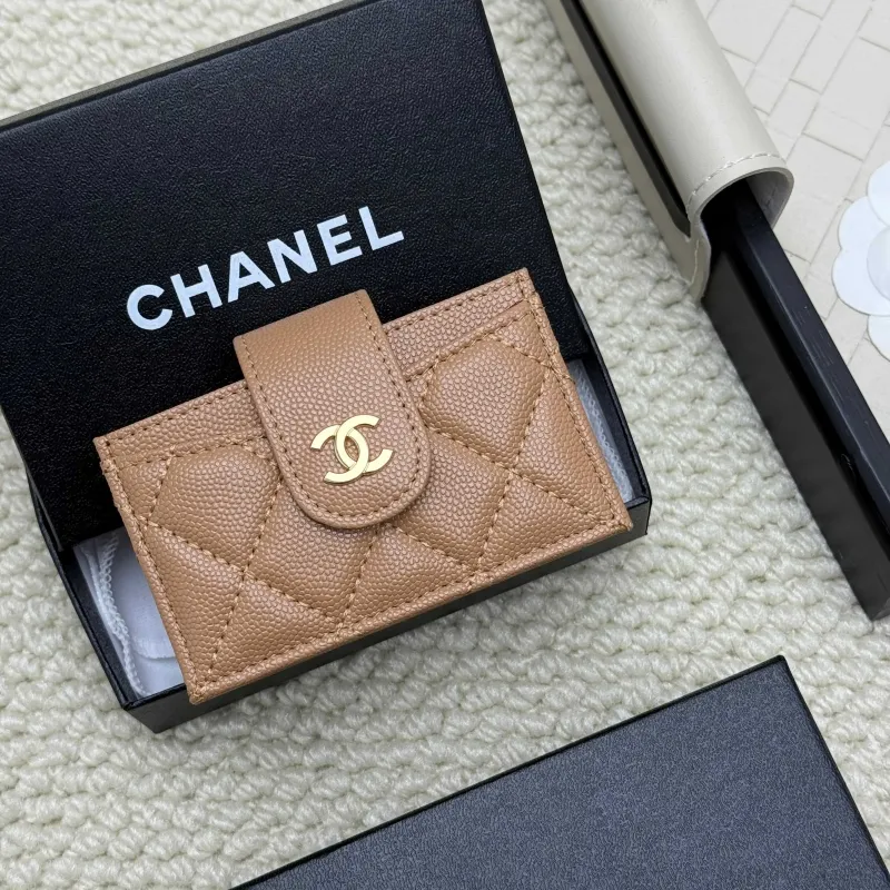 Alternative view of Chanel Wallets-13