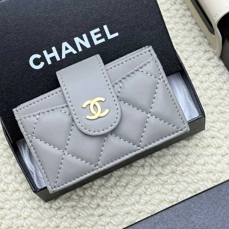 Alternative view of Chanel Wallets-21
