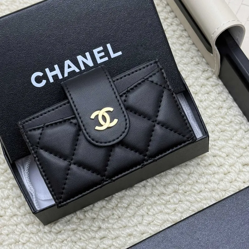Alternative view of Chanel Wallets-22