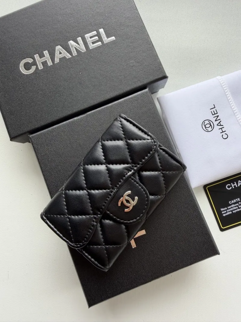 Alternative view of Chanel Wallets-26