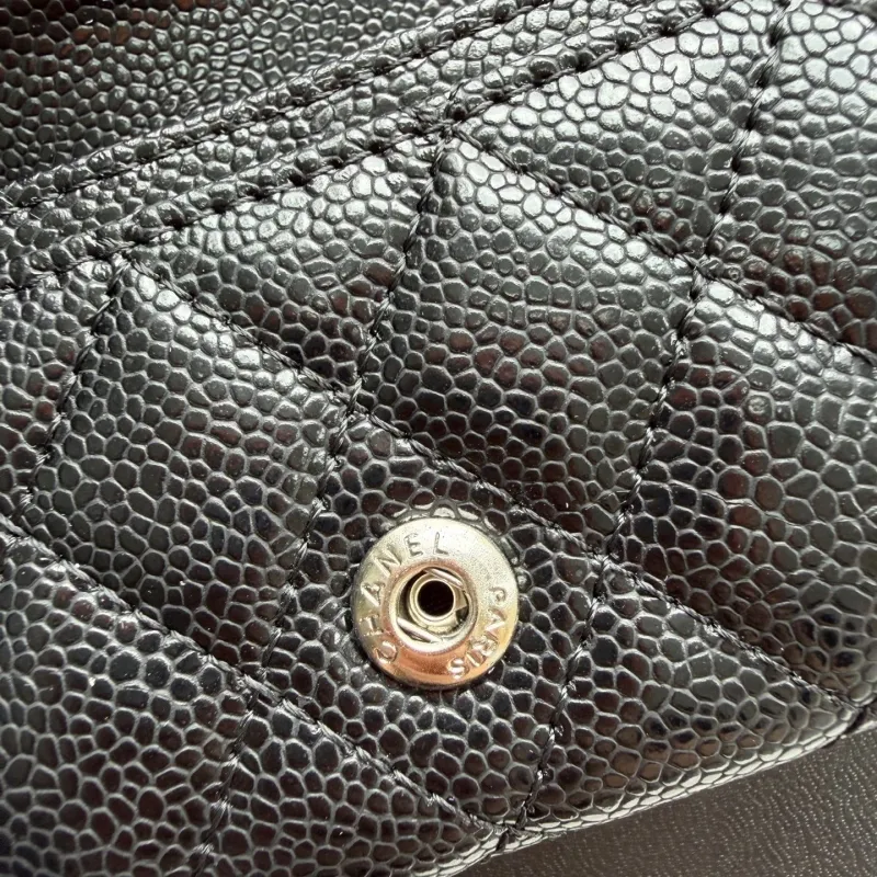 Alternative view of Chanel Wallets-28