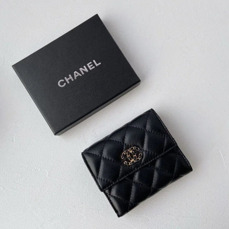 Chanel Wallets-38