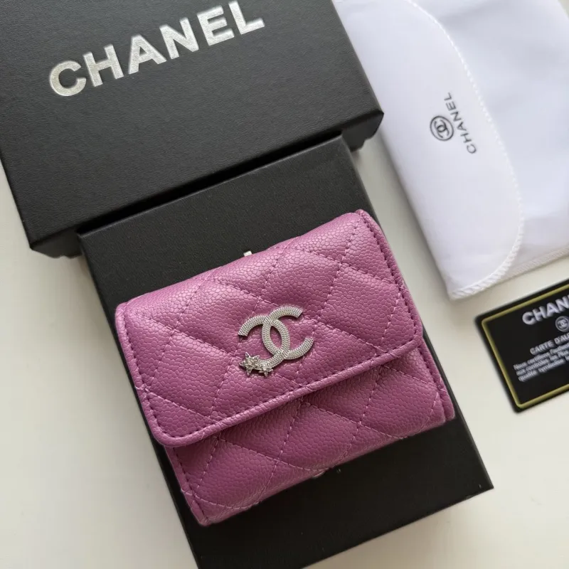 Alternative view of Chanel Wallets-59