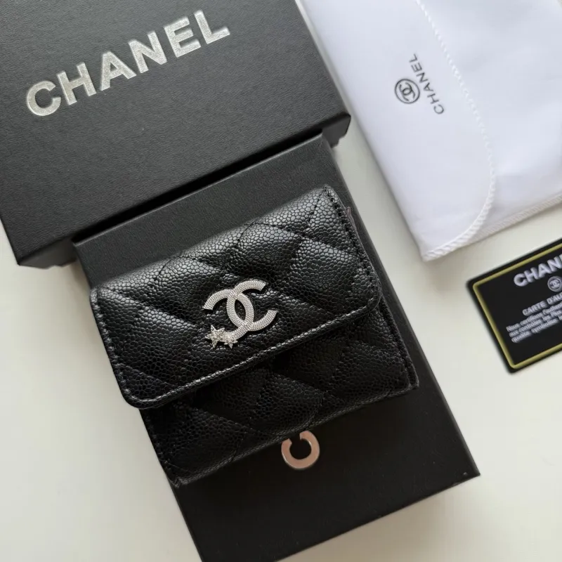 Chanel Wallets-64