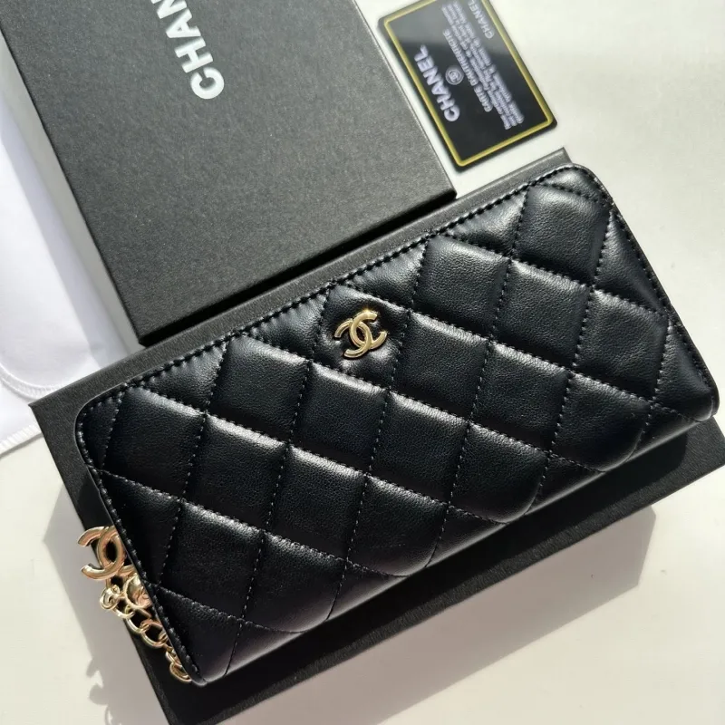 Alternative view of Chanel Wallets-74