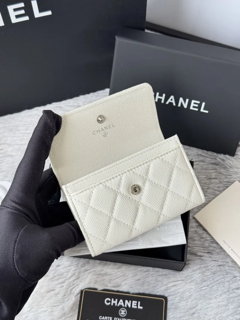 Chanel Wallets-100 - Image 10