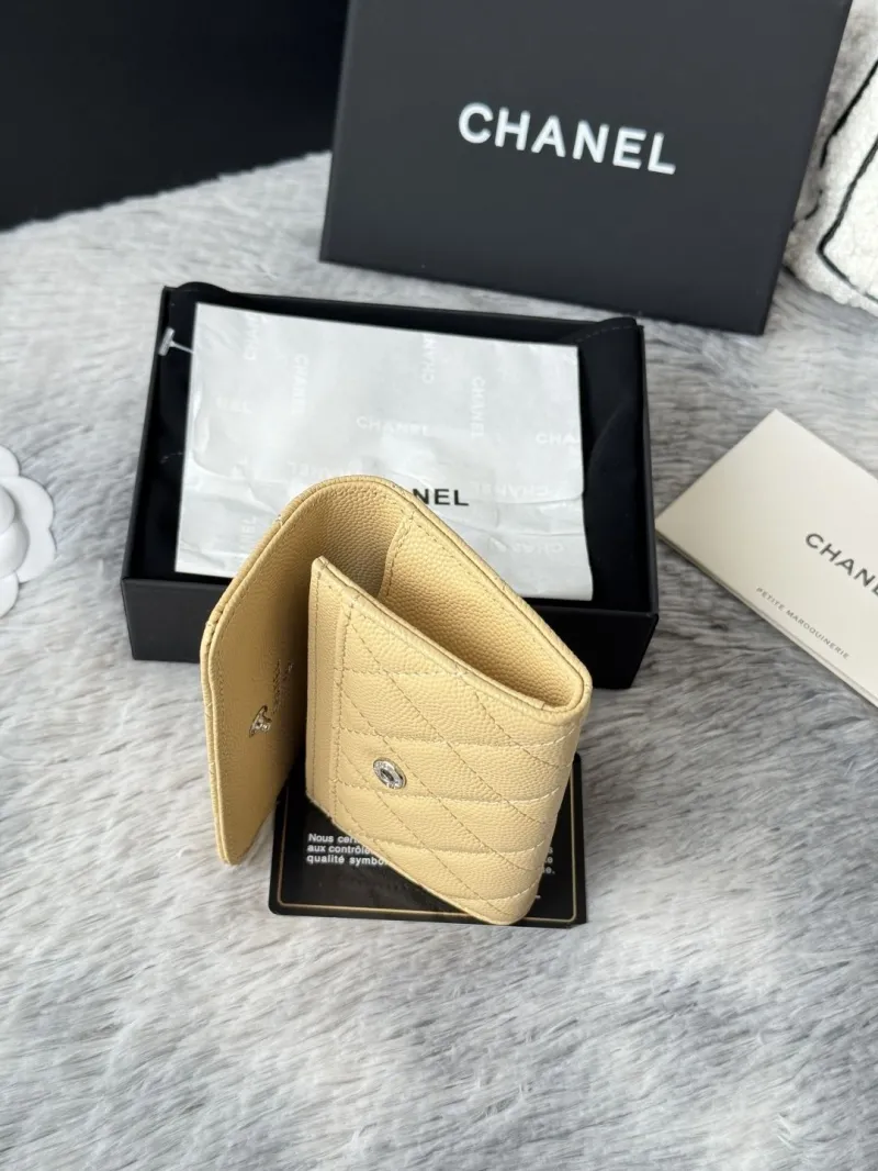 Chanel Wallets-101 - Image 11
