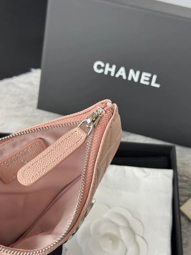 Alternative view of Chanel Wallets-109