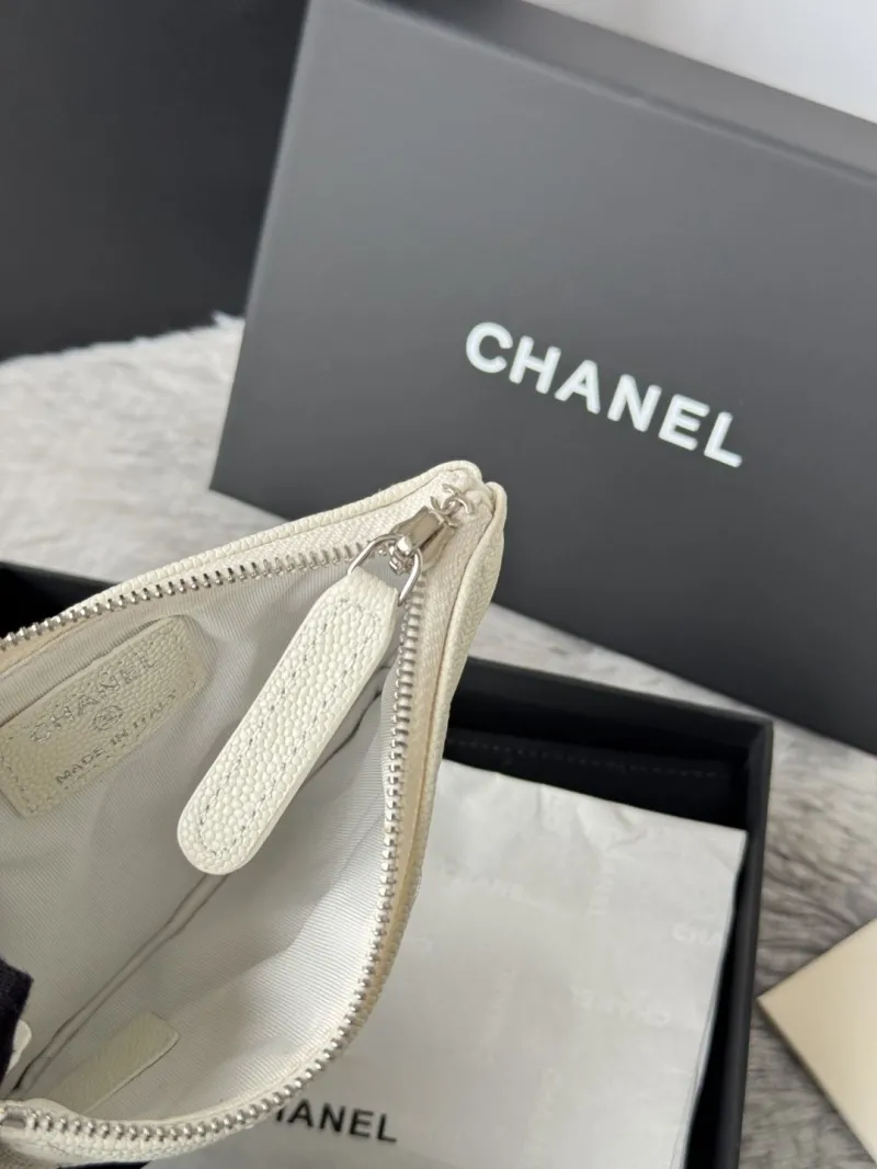 Alternative view of Chanel Wallets-111