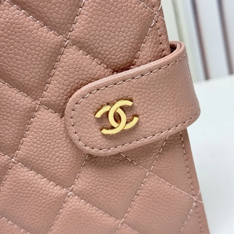 Alternative view of Chanel Wallets-128
