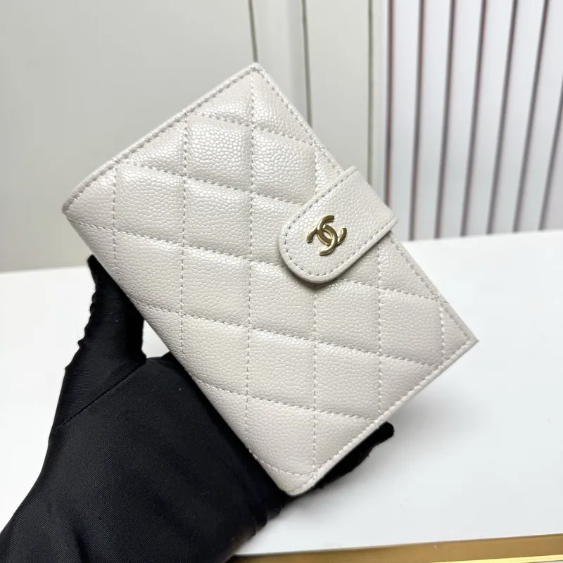 Chanel Wallets-131 - Image 4