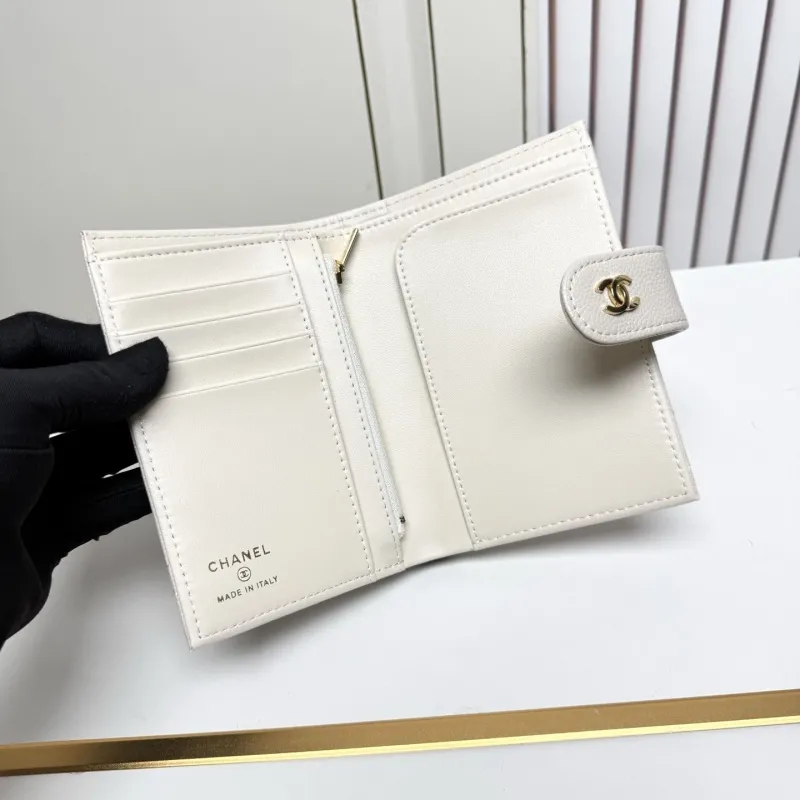 Chanel Wallets-131 - Image 9