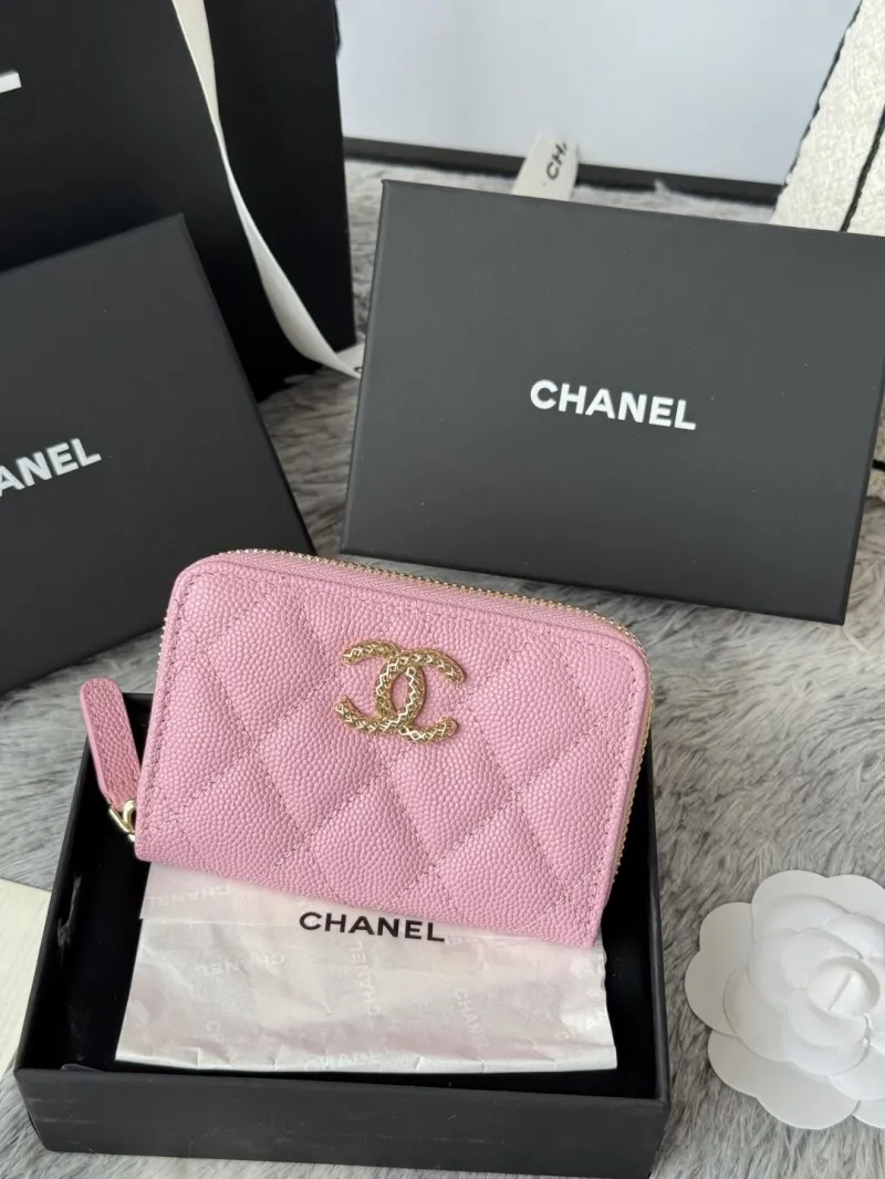 Alternative view of Chanel Wallets-132
