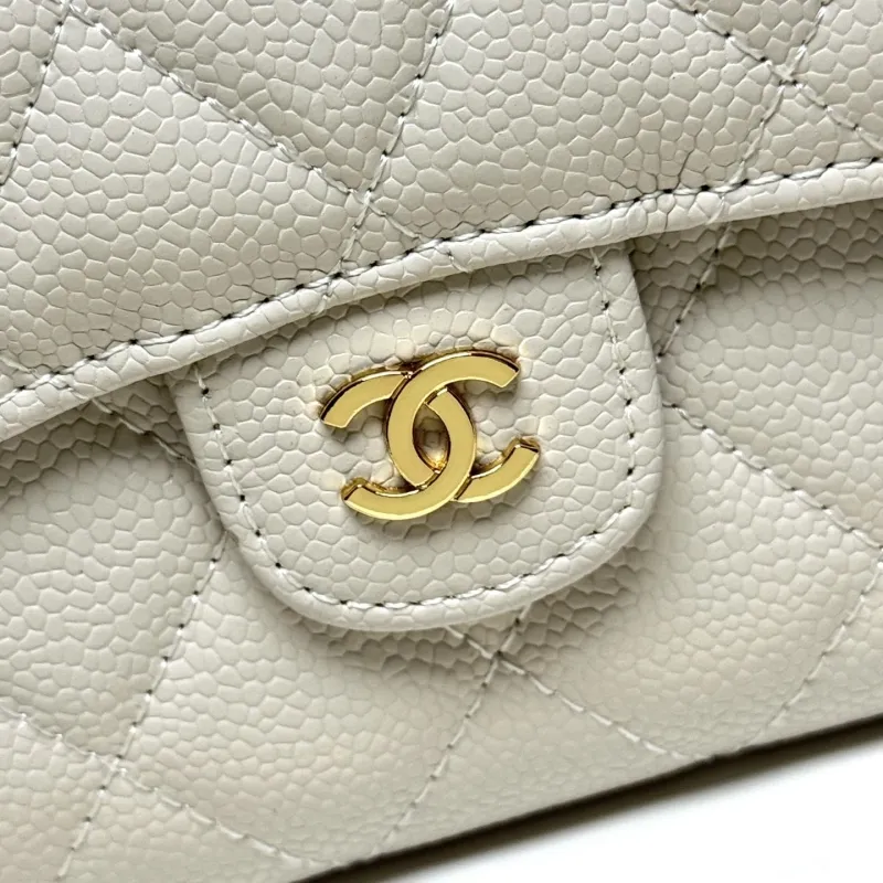 Alternative view of Chanel Wallets-163