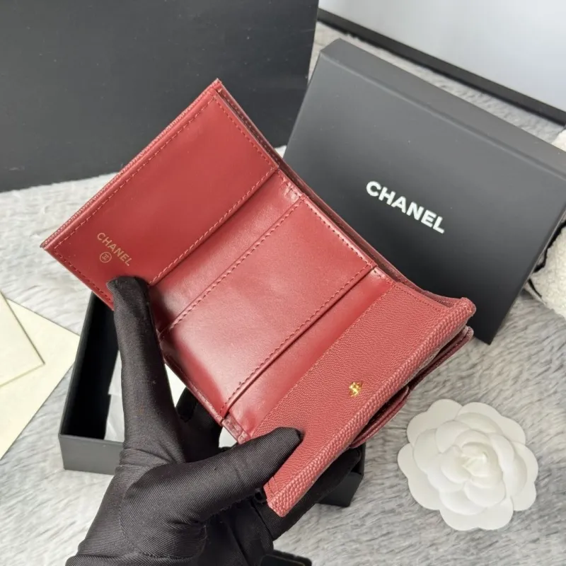 Alternative view of Chanel Wallets-181