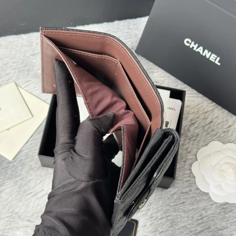 Chanel Wallets-185 - Image 4