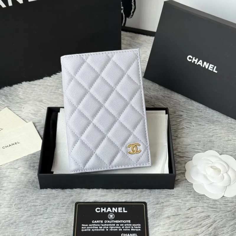 Alternative view of Chanel Wallets-194