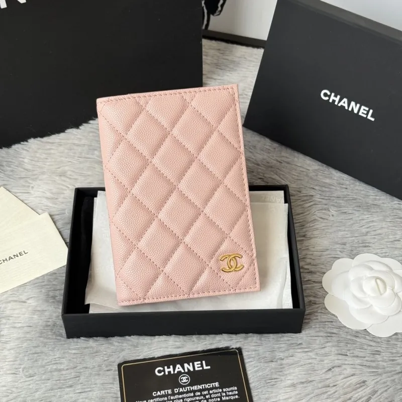 Alternative view of Chanel Wallets-195
