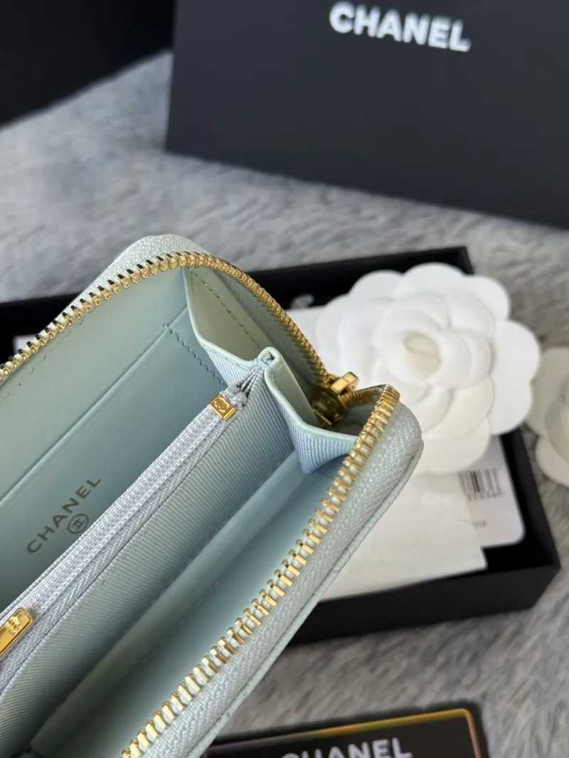 Alternative view of Chanel Wallets-207