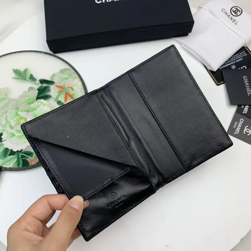Alternative view of Chanel Wallets-219