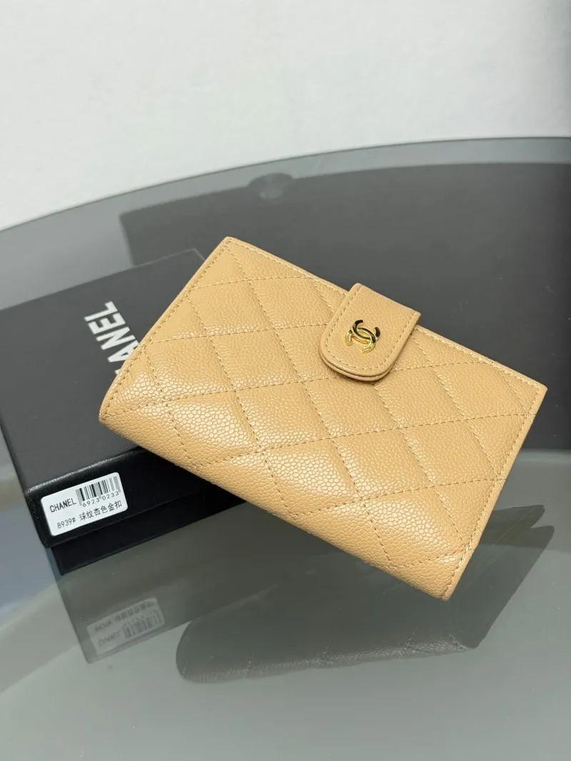 Alternative view of Chanel Wallets-222