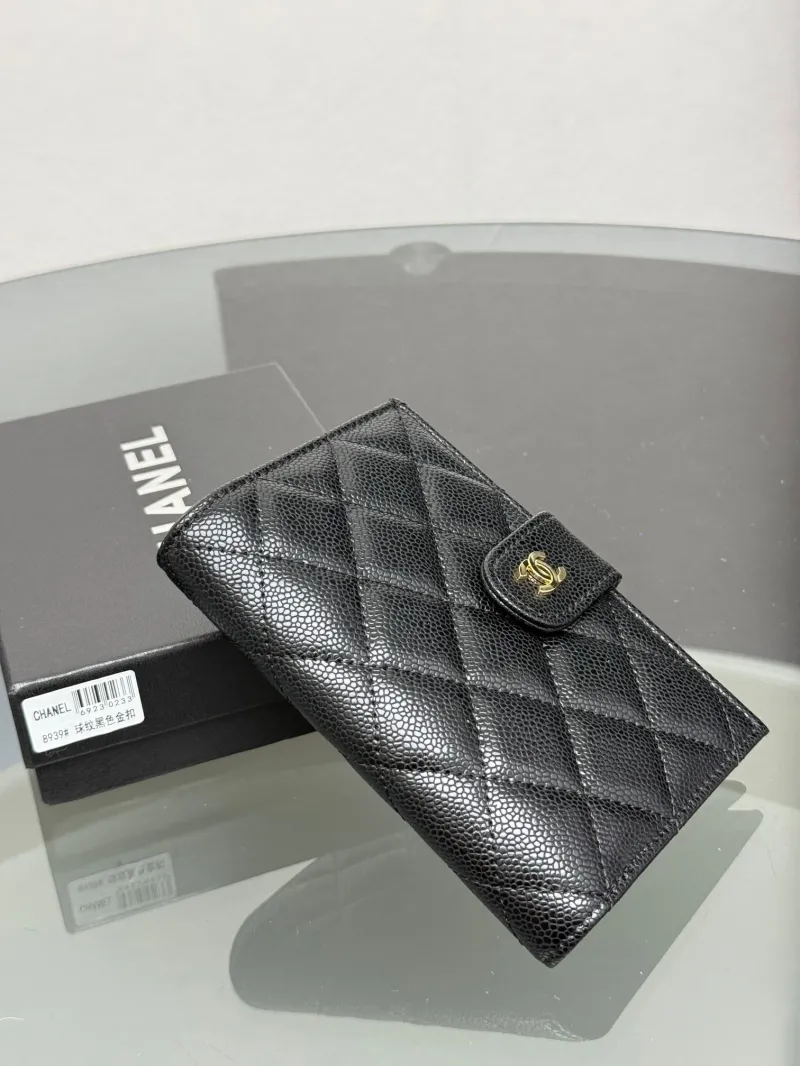 Alternative view of Chanel Wallets-226
