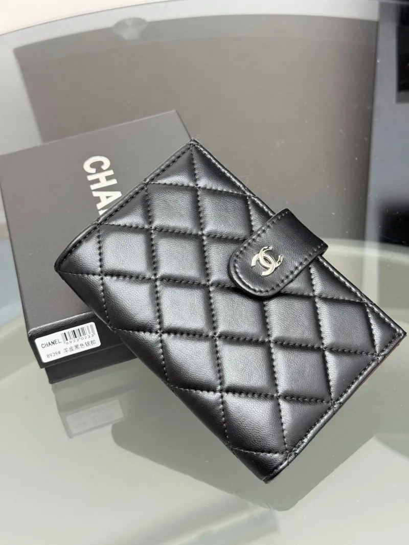 Alternative view of Chanel Wallets-228