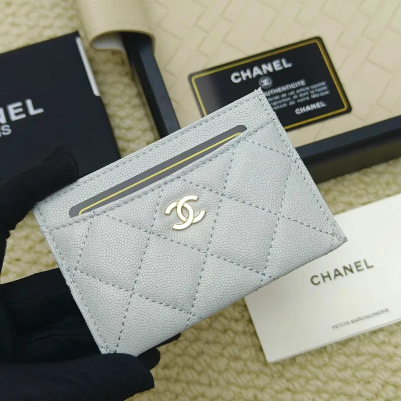 Alternative view of Chanel Wallets-255