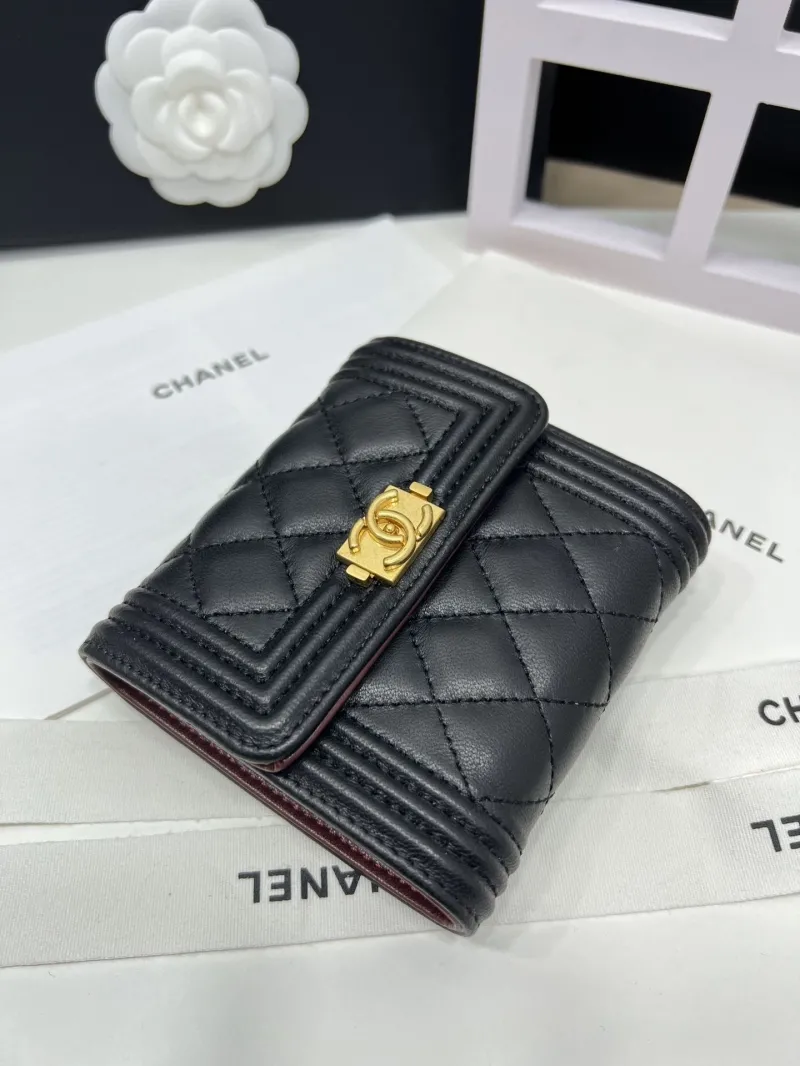 Alternative view of Chanel Wallets-260