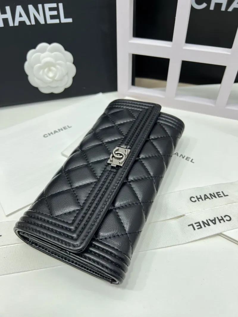 Alternative view of Chanel Wallets-266