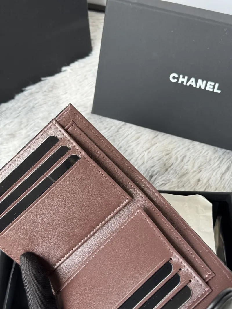 Alternative view of Chanel Wallets-269