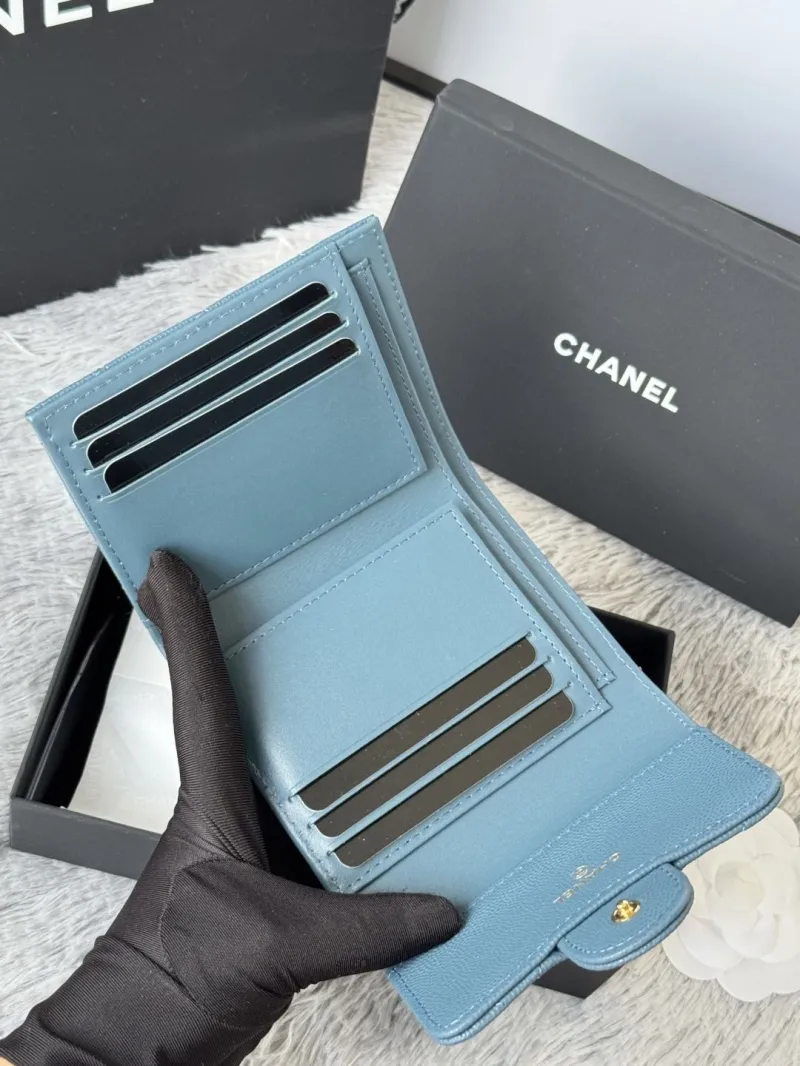 Alternative view of Chanel Wallets-283