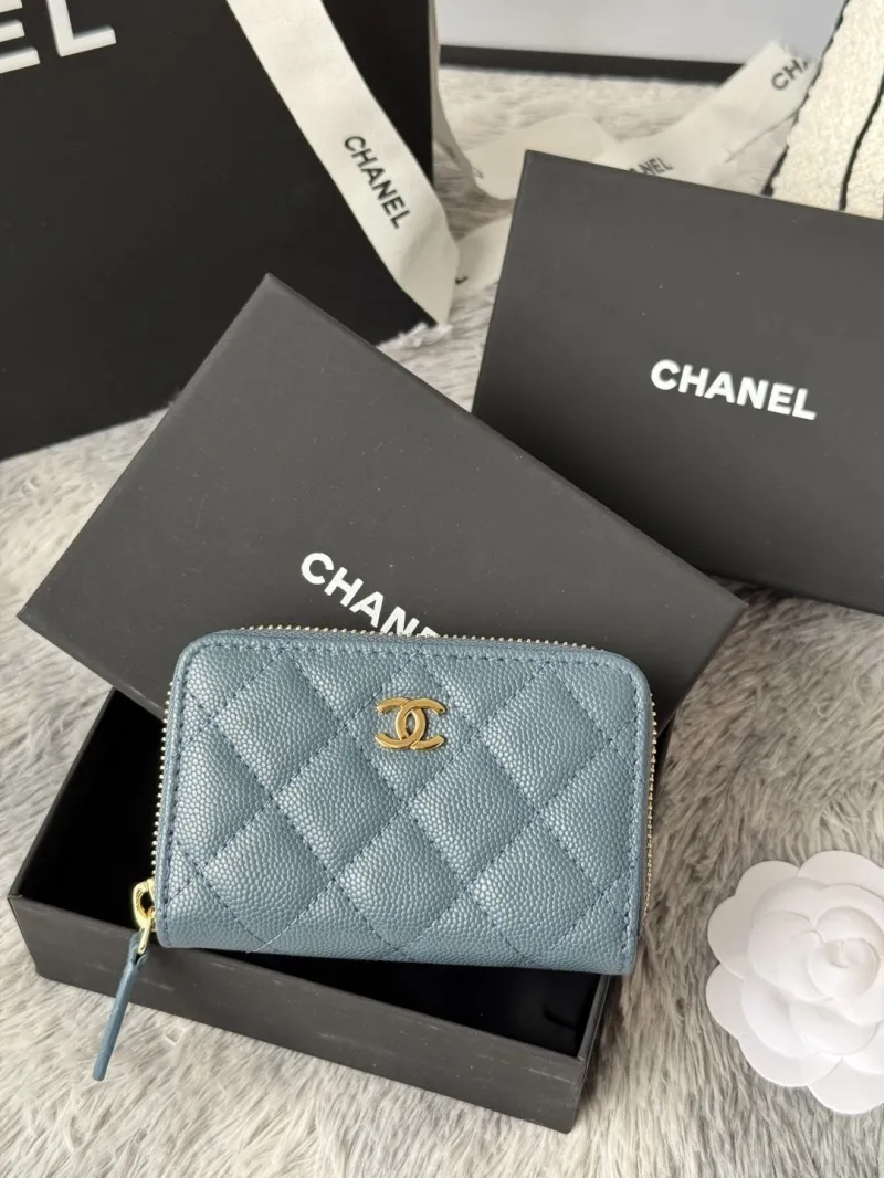 Alternative view of Chanel Wallets-287